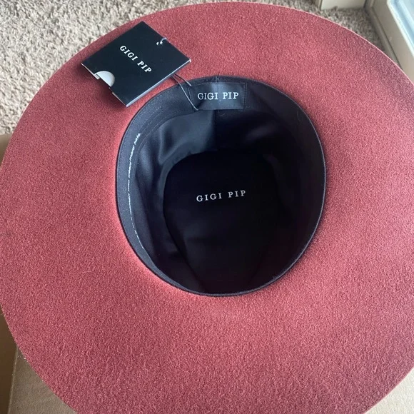 New w/ Tags Gigi Pip Dakota Triangle Crown Hat - Rusty Red - 59 M/L - Picture 5 of 11